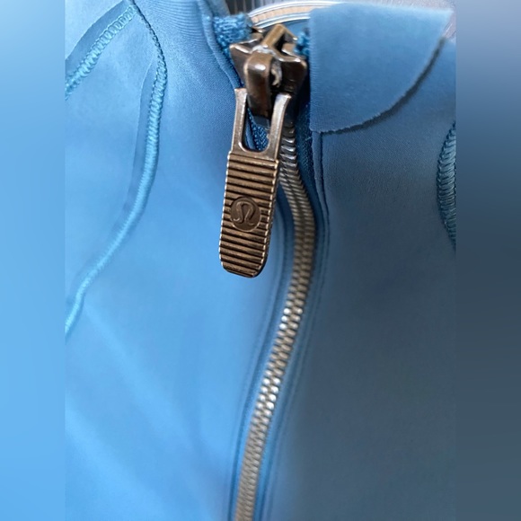 Lululemon Long-sleeve Define Dress Est. XS/4 Blue - Picture 11 of 13